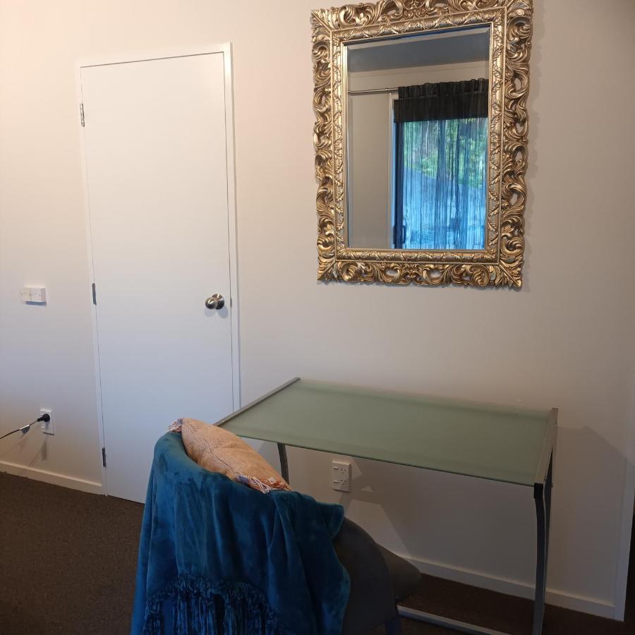 Tiwai Waka Retreat Apartment Wellington Exterior photo