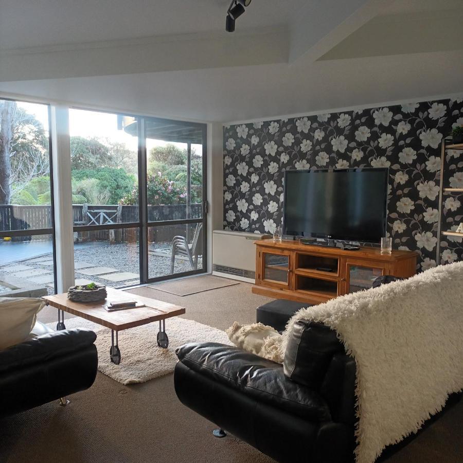 Tiwai Waka Retreat Apartment Wellington Exterior photo